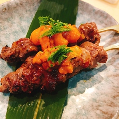 牛リブロースのウニのっけ　炭焼串