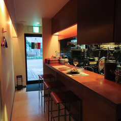 カウンター席を3席ご用意しております。