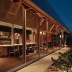 メディアでも紹介された有名店。完全予約制で、お客様の為に常にベストを尽くしたお食事をご提供。