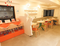 W&W Cafe&Books ダブリューアンドダブリューの雰囲気2