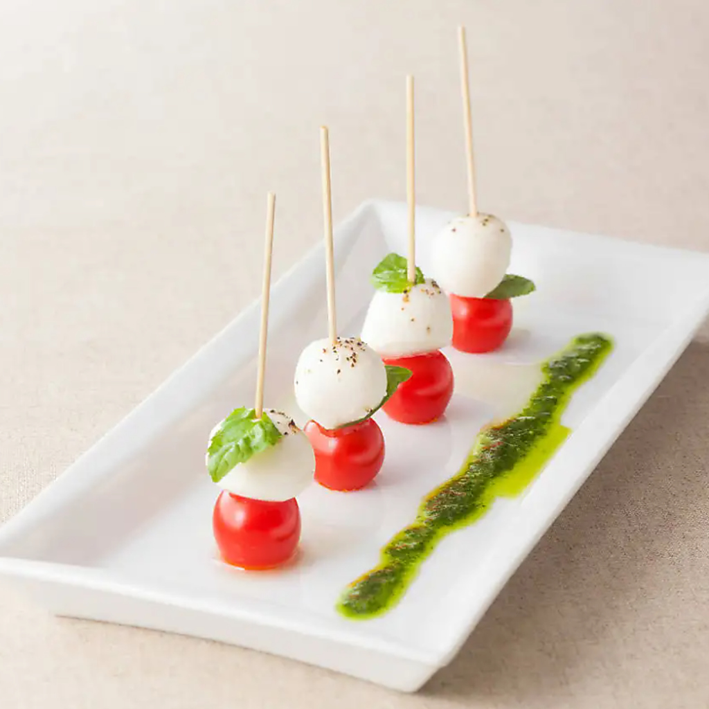 ピンチョスなどの前菜も多数ご用意！かわいくて思わず写真をパシャリ！と撮りたくなる盛り付けです★