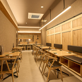 【20名様以上の貸切可】温かみのある上品な和空間はシーンを選びません。貸切でご予約いただくことでお客様の理想に沿った自由なご宴会を実現できます。企業様の歓送迎会や同窓会など様々なシーンでご活用ください。