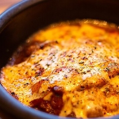 豚出汁でじっくり煮込んだ石焼チーズカレー