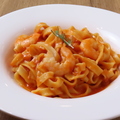 料理メニュー写真&nbsp;生パスタ えびとカニのトマトクリーム