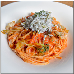 釜揚げしらすのトマトソース