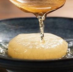 とろける旨さ、味しみ大根/シンプルに美味しい、おでんのこんにゃく