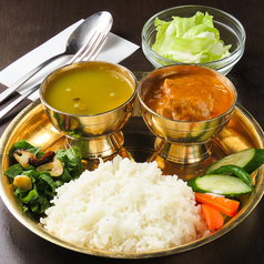 スパイス香る本格カレーが名物!