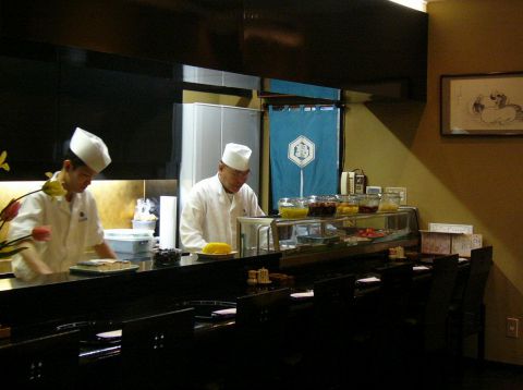 博多の旬を完全個室で食す最高の贅沢。旬の味を心あたたまる方々へ