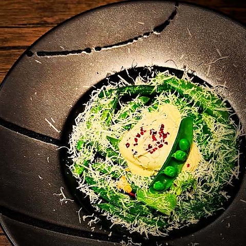 罪悪感なく”食と酒”を深夜まで楽しめる、身体が喜ぶ野菜が主役のバーダイニング