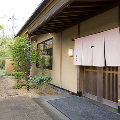 梅の花 千葉店の外観2