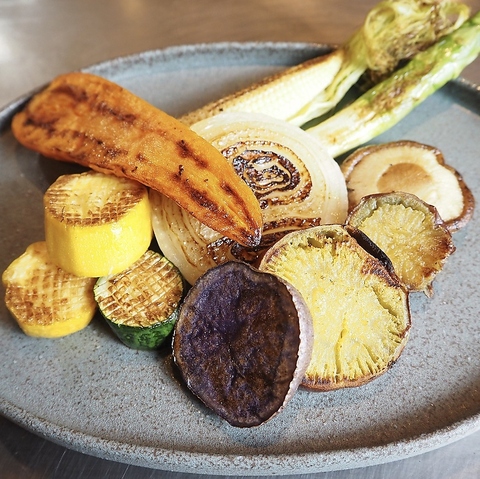 絶品「みつや焼き」と希少なクラフトビールで乾杯！心温まる鉄板焼き店