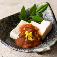 マグロ酒盗のクリームチーズ