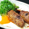 料理メニュー写真&nbsp;温玉つくね（２本入り）