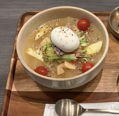 もちもち麺のさっぱり冷麺