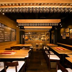 白金魚 プラチナフィッシュ バル 新橋(ダイニングバー・バル)の雰囲気