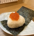 料理メニュー写真&nbsp;イクラのおにぎり