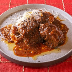 和牛すね肉の赤ワイン煮込み