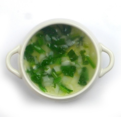 離乳食中期 たらとほうれん草玉ねぎの香味スープ