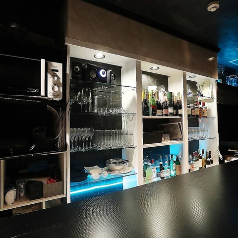 模型という趣味でつながる大人の隠れ家Bar◎飲み放題も承ります。