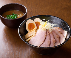 特製 濃厚つけ麺（半熟玉子のせ+チャーシュー増し）