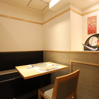 【最大100名様収容可能】和の落ち着いた店内