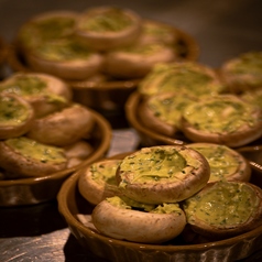 マッシュルームとガーリックバターアヒージョ