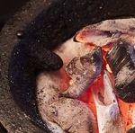 100%本物の備長炭のみを使用した本格炭火焼き肉店　「炭火焼肉　七厘家」。