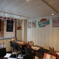 Johnny B's アメリカンダイナーの雰囲気1