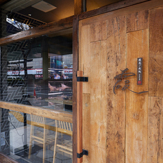 なんば黒毛和牛焼肉 霞 KASUMIの外観3