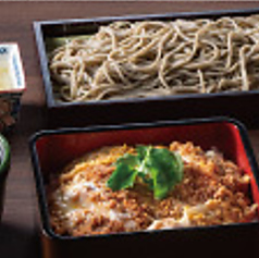 ロースカツ重とそば