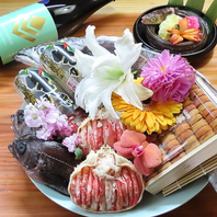 旬の食材をふんだんに活かしたコース料理