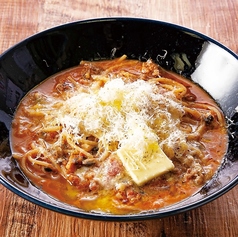 溺れるミートソーススパゲッティ