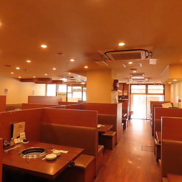 焼肉山河 蓮根店の雰囲気1