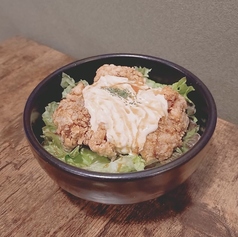 タルタル鶏ももからあげ丼