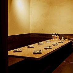 餃子酒場 肉汁とっつぁん 新宿中央店の雰囲気3