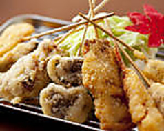 なすギョーザ/砂肝の立田揚げ/特製さつまあげ/串カツ盛り/野菜の天ぷら