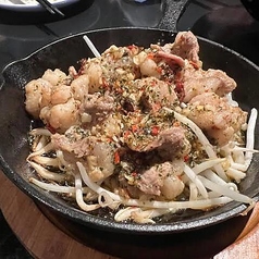 牛ホルモン炒め