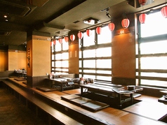 堀こたつのお席のご用意がございます。詳細の席数・人数等は店舗までお問い合わせ下さい。※写真は系列店