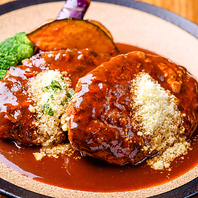 ごはん・お味噌汁・自家製野菜ジュースがセット！