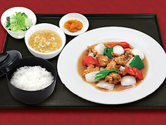 中華飯店ウエスト 麦野店のおすすめランチ1