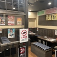 《気軽な集まりに》仲間同士の飲み会や地元の集まりにもぴったりなテーブル席♪肩肘張らずに楽しめる空間です！