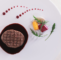 料理メニュー写真&nbsp; オーストラリア産　牛フィレのロースト　ソースヴァンルージュ