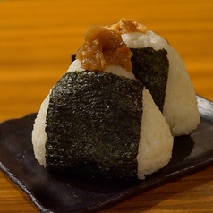 おにぎり　（梅・鮭）