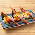 料理メニュー写真&nbsp;海の宝がこぼれるレンゲ寿司（1個）