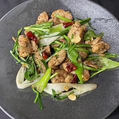 辣子鶏(ラーズーチー)