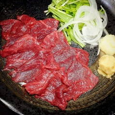 赤身の馬刺し