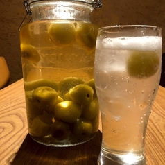 自家製カクテル　梅はちみつ酒の写真
