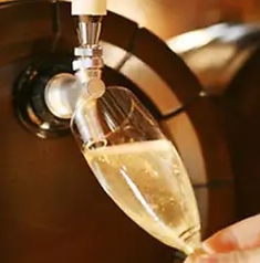 昼飲み！ランチタイムは特別価格でお酒をご提供