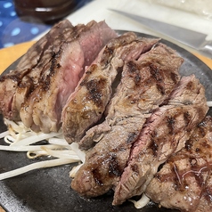 ステーキ居酒屋 300BONE新宿店の写真