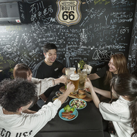 最高のバーガーとお酒の体験を！